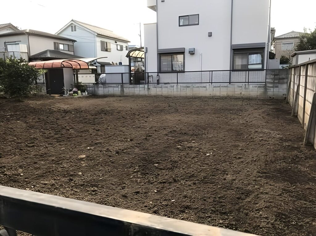 解体工事後の更地