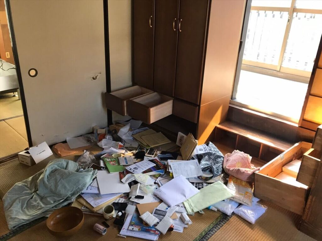 解体工事における残置物